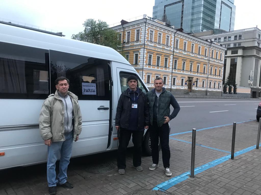 ДОПОМАГАЄМО ВІЙСЬКОВИМ